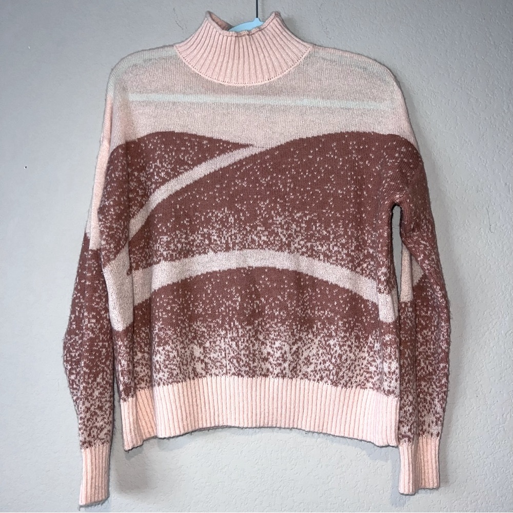 FRNCH Paris wool pink sweater.50%acrylic 30%polyamide 10% woo l5%mohair Size S/M